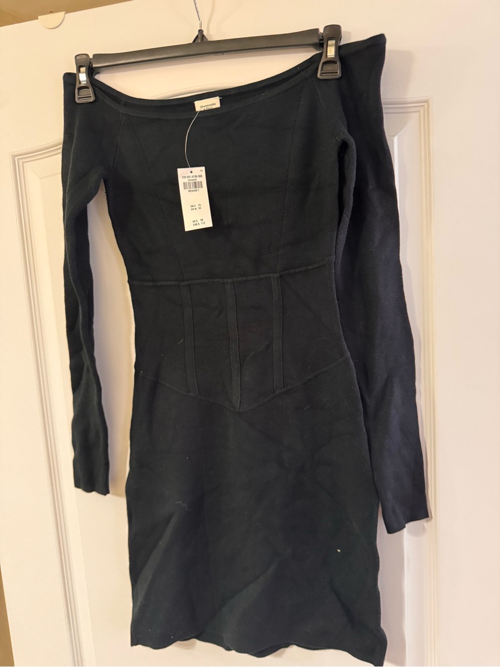 NWT Abercrombie and fitch off shoulder Black Long-Sleeve corset Dress -